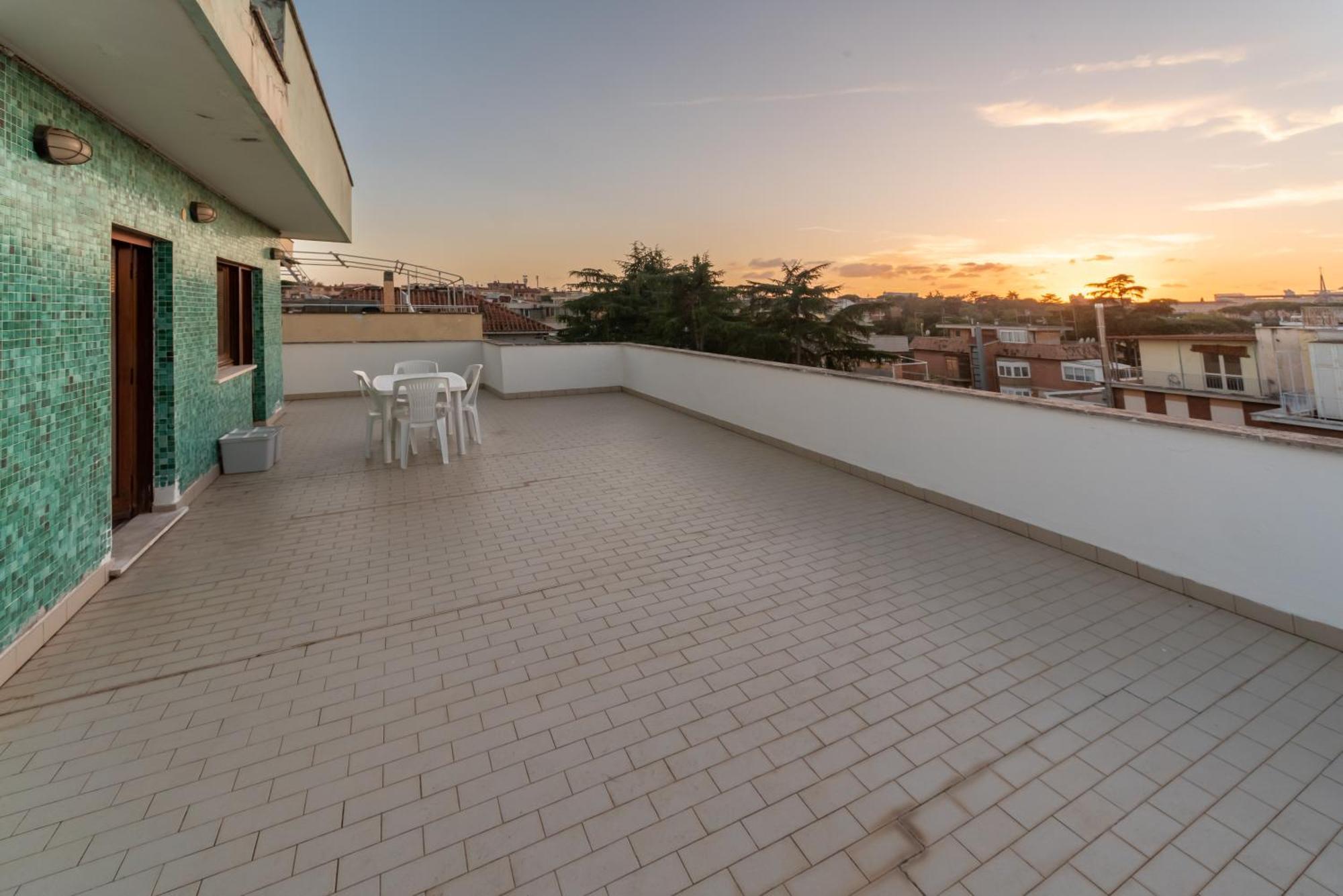 Apartment Eur - Penthouse Rom